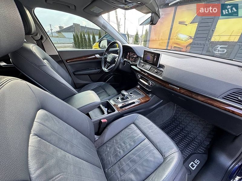 Позашляховик / Кросовер Audi Q5 2018 в Стрию