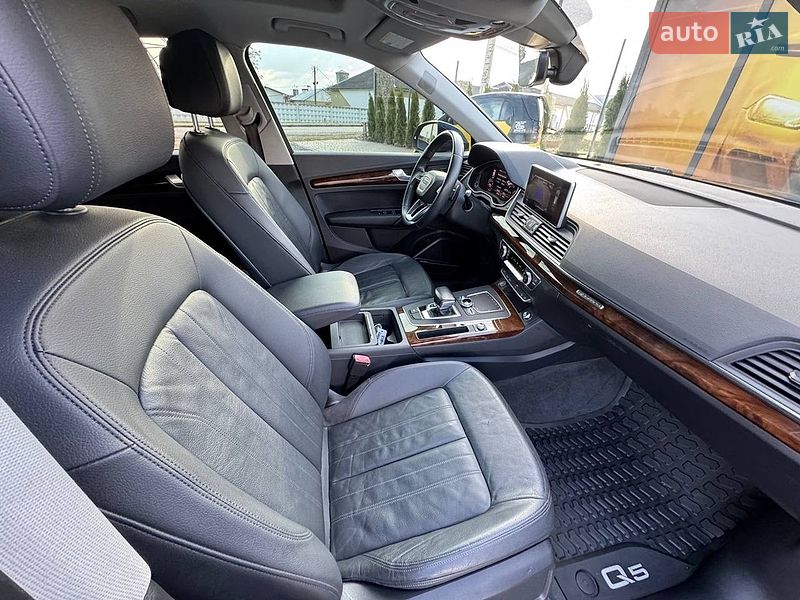Позашляховик / Кросовер Audi Q5 2018 в Стрию