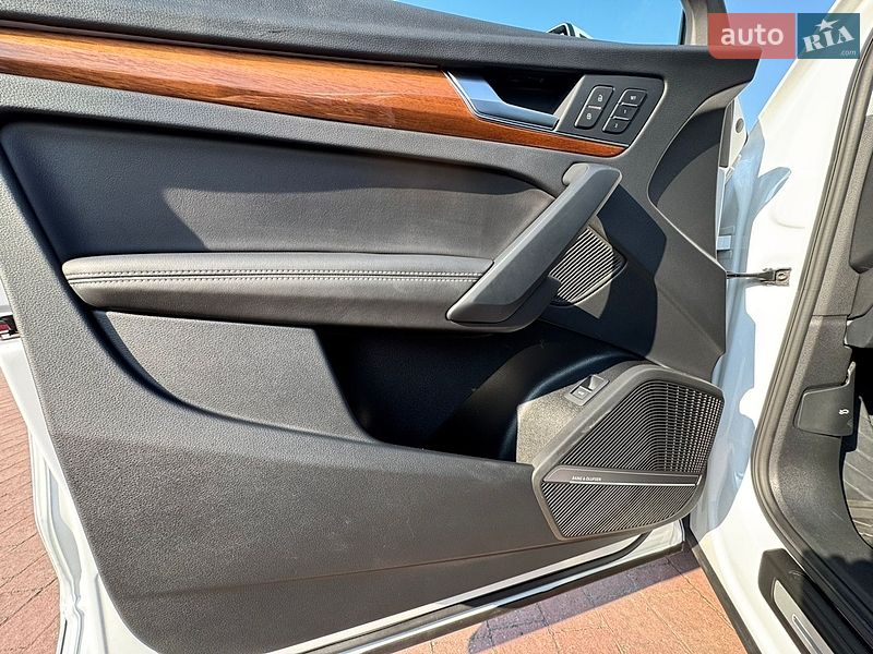 Внедорожник / Кроссовер Audi Q5 2023 в Стрые