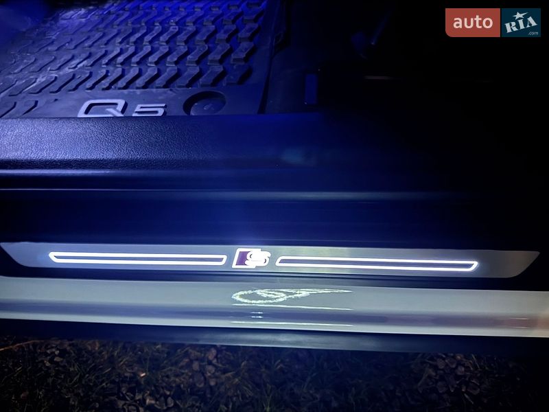 Внедорожник / Кроссовер Audi Q5 2023 в Стрые