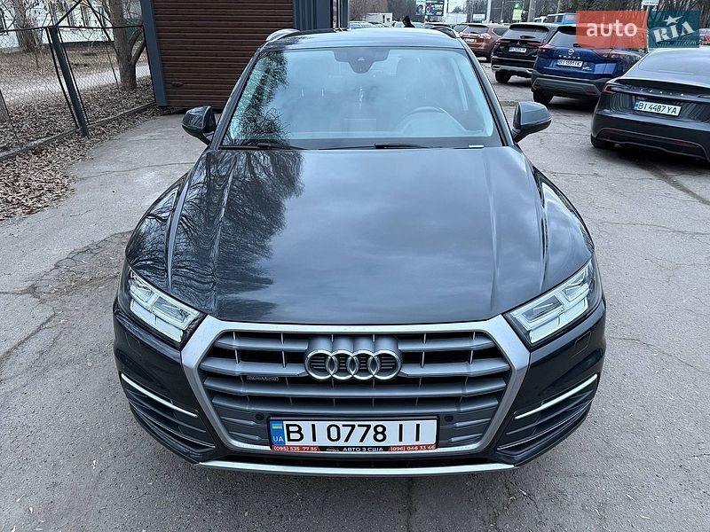 Позашляховик / Кросовер Audi Q5 2017 в Полтаві
