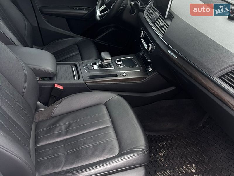 Внедорожник / Кроссовер Audi Q5 2019 в Одессе фото 13 Внедорожник / Кроссовер Audi Q5 2019 в Одессе