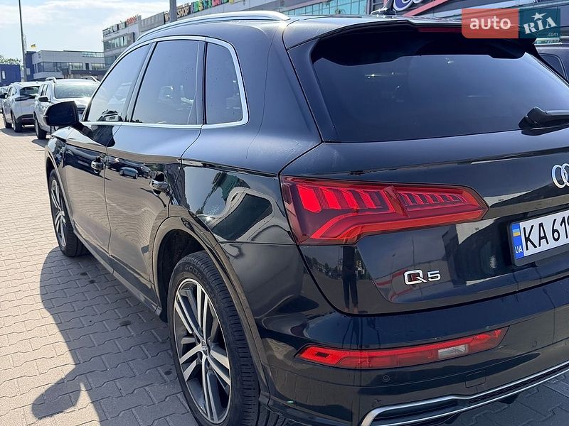 Внедорожник / Кроссовер Audi Q5 2017 в Киеве