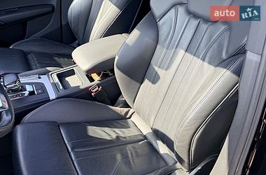 Внедорожник / Кроссовер Audi Q5 2017 в Киеве
