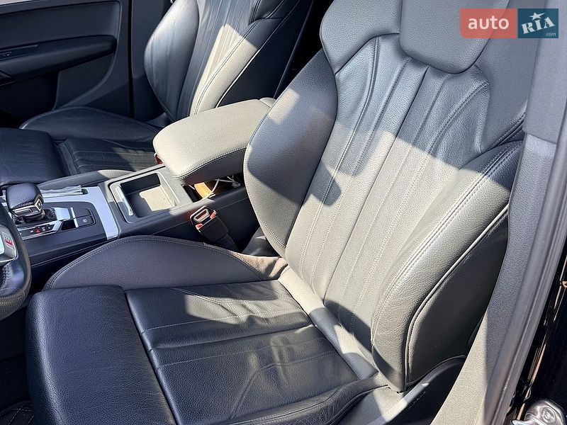 Внедорожник / Кроссовер Audi Q5 2017 в Киеве
