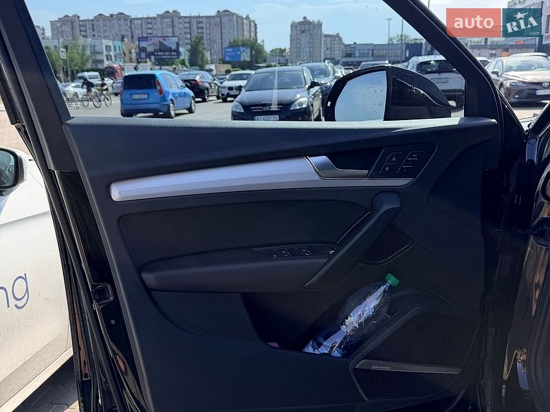 Внедорожник / Кроссовер Audi Q5 2017 в Киеве