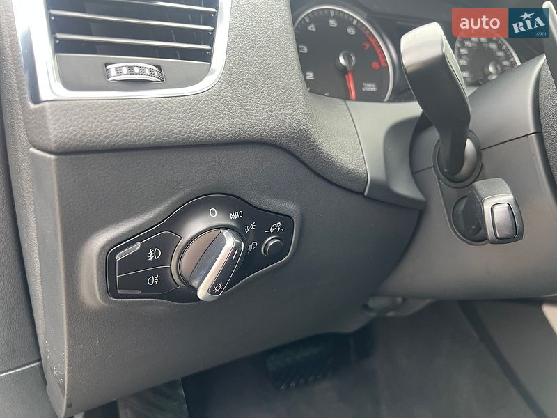 Внедорожник / Кроссовер Audi Q5 2016 в Ровно