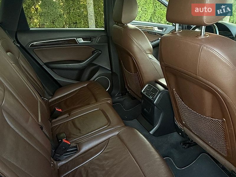 Позашляховик / Кросовер Audi Q5 2015 в Львові
