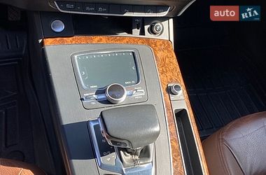 Внедорожник / Кроссовер Audi Q5 2017 в Шепетовке