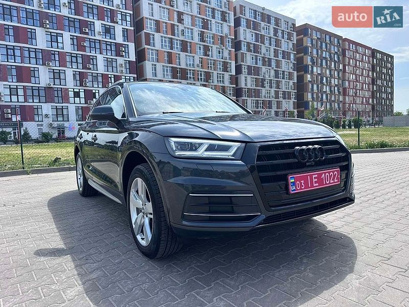 Позашляховик / Кросовер Audi Q5 2018 в Києві