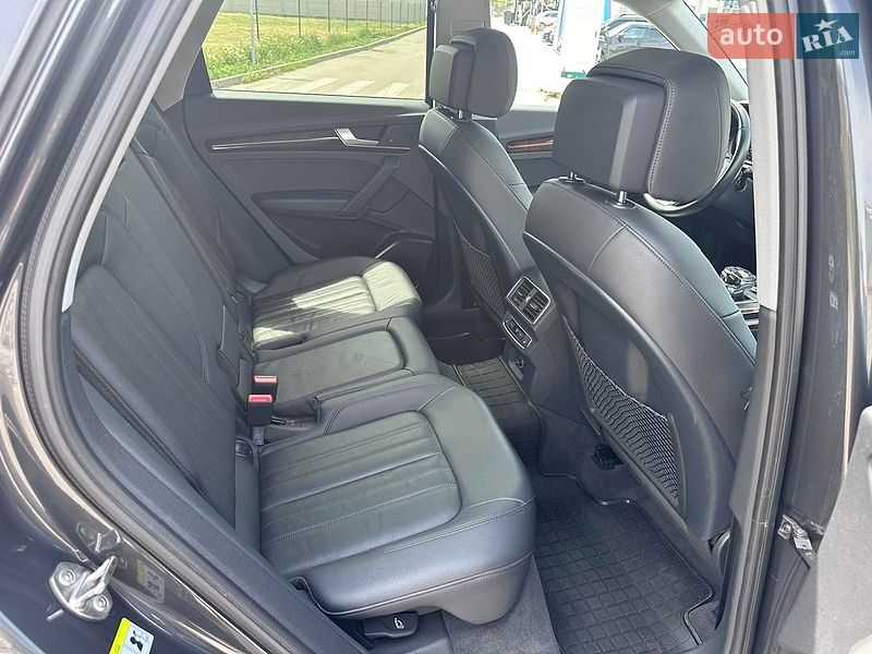 Позашляховик / Кросовер Audi Q5 2018 в Києві