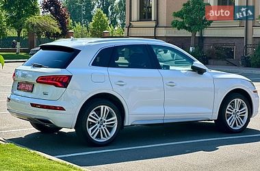 Внедорожник / Кроссовер Audi Q5 2018 в Киеве