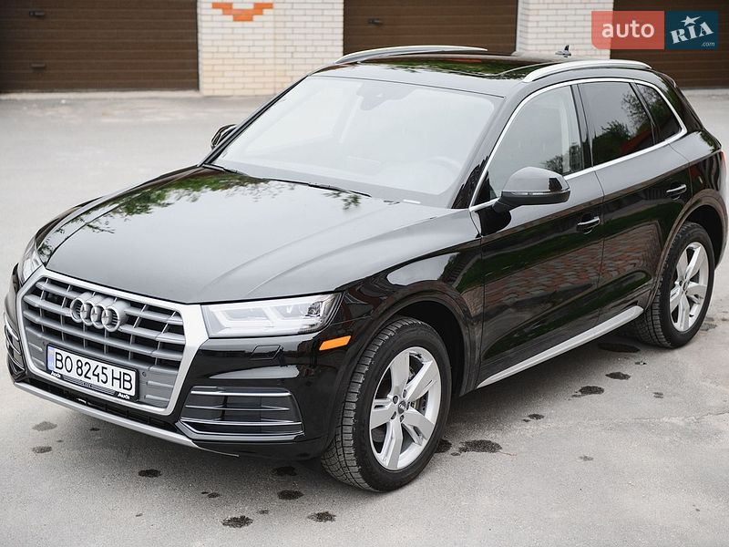 Внедорожник / Кроссовер Audi Q5 2019 в Тернополе