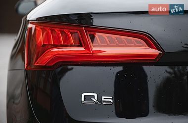 Внедорожник / Кроссовер Audi Q5 2019 в Тернополе