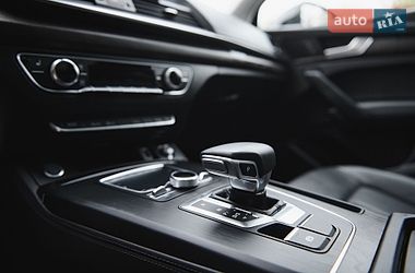 Внедорожник / Кроссовер Audi Q5 2019 в Тернополе