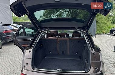 Внедорожник / Кроссовер Audi Q5 2017 в Хмельницком