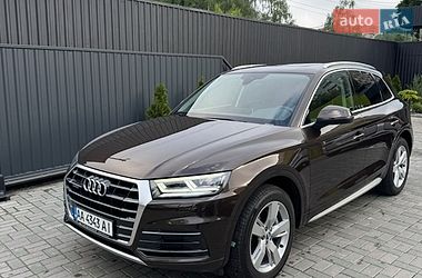 Внедорожник / Кроссовер Audi Q5 2017 в Хмельницком