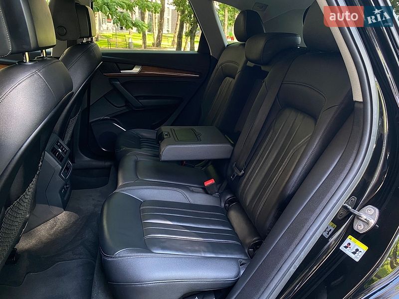 Позашляховик / Кросовер Audi Q5 2023 в Києві