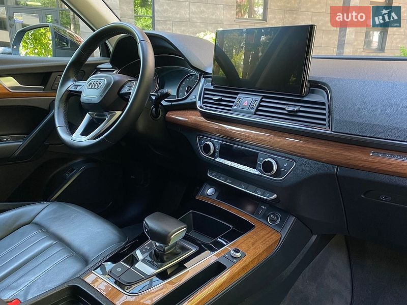 Позашляховик / Кросовер Audi Q5 2023 в Києві