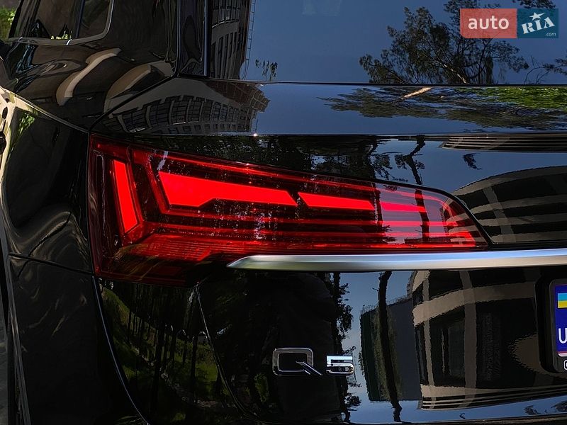 Позашляховик / Кросовер Audi Q5 2023 в Києві