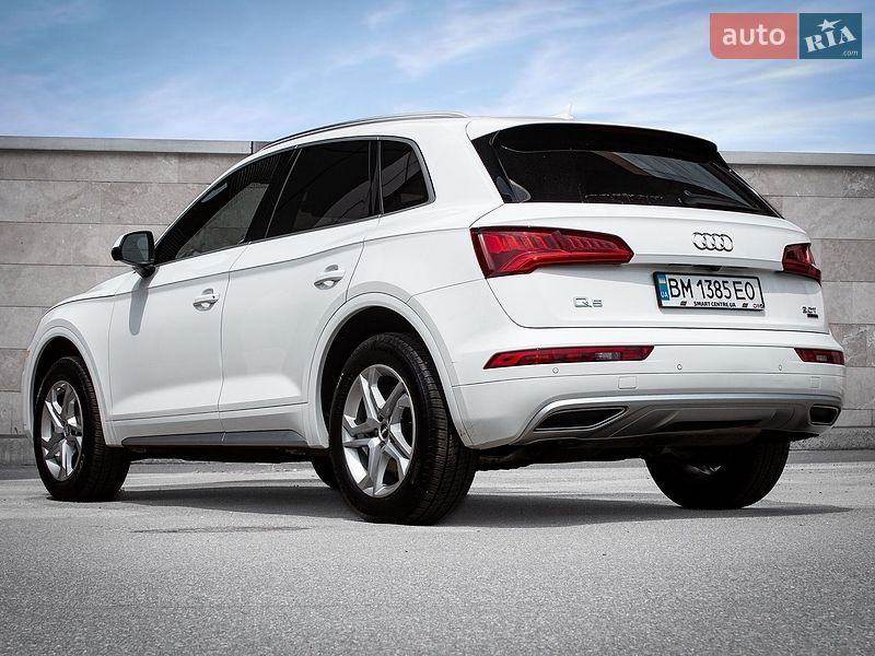 Позашляховик / Кросовер Audi Q5 2018 в Києві