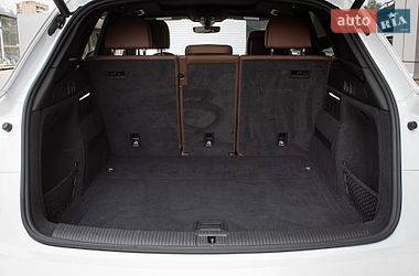 Позашляховик / Кросовер Audi Q5 2018 в Києві