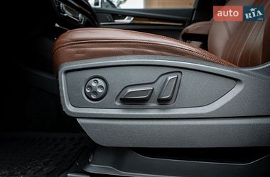 Позашляховик / Кросовер Audi Q5 2018 в Києві