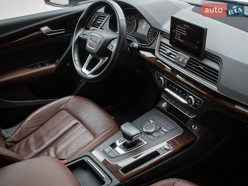 Позашляховик / Кросовер Audi Q5 2018 в Києві