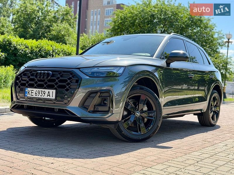 Внедорожник / Кроссовер Audi Q5 2020 в Киеве