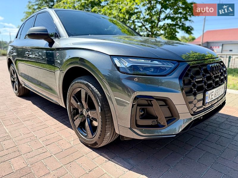 Внедорожник / Кроссовер Audi Q5 2020 в Киеве