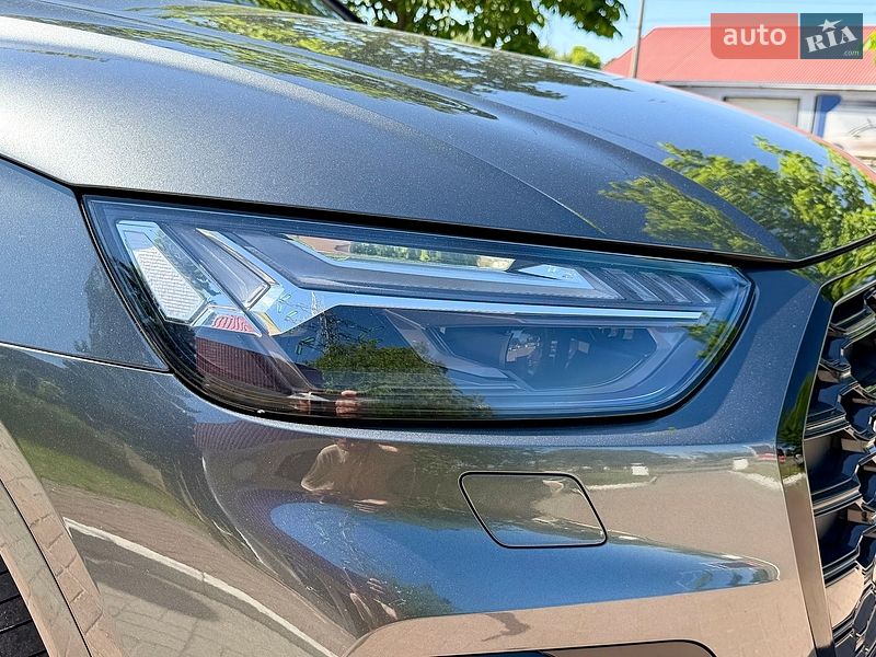 Внедорожник / Кроссовер Audi Q5 2020 в Киеве