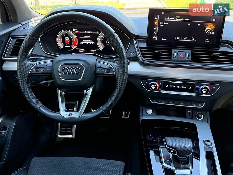 Внедорожник / Кроссовер Audi Q5 2020 в Киеве