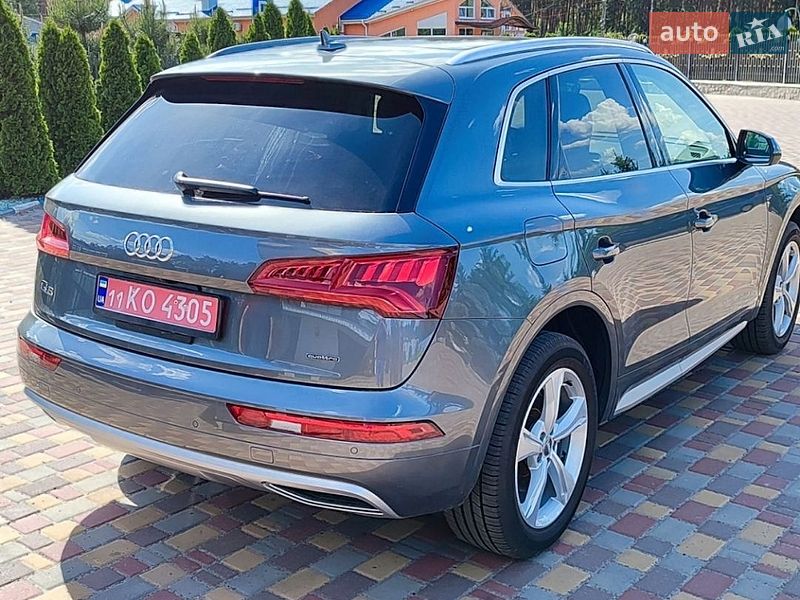 Позашляховик / Кросовер Audi Q5 2020 в Полтаві