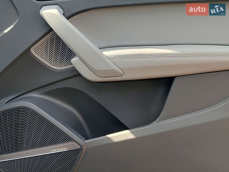 Позашляховик / Кросовер Audi Q5 2020 в Полтаві