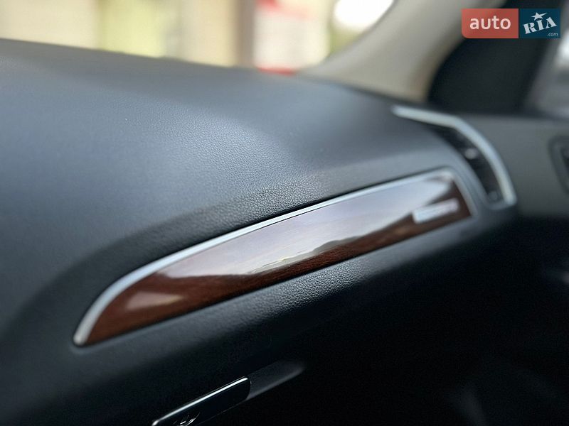 Позашляховик / Кросовер Audi Q5 2012 в Володимирі