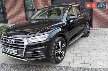 Внедорожник / Кроссовер Audi Q5 2018 в Львове