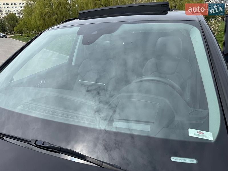 Внедорожник / Кроссовер Audi Q5 2019 в Ивано-Франковске