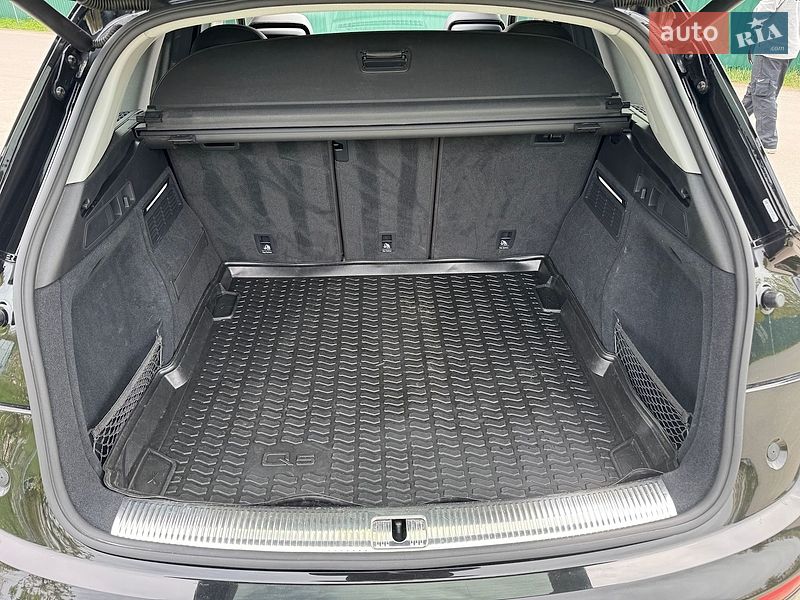 Внедорожник / Кроссовер Audi Q5 2019 в Ивано-Франковске
