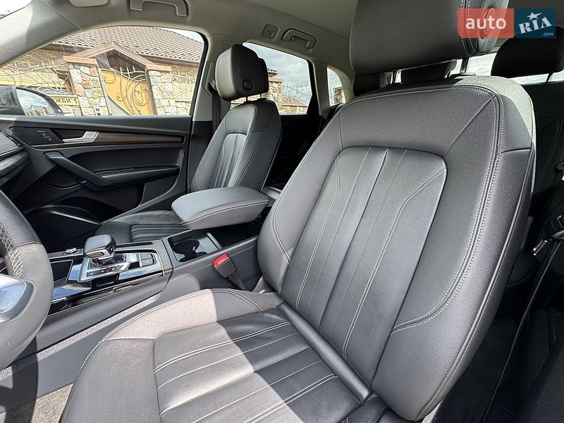 Внедорожник / Кроссовер Audi Q5 2023 в Бердичеве