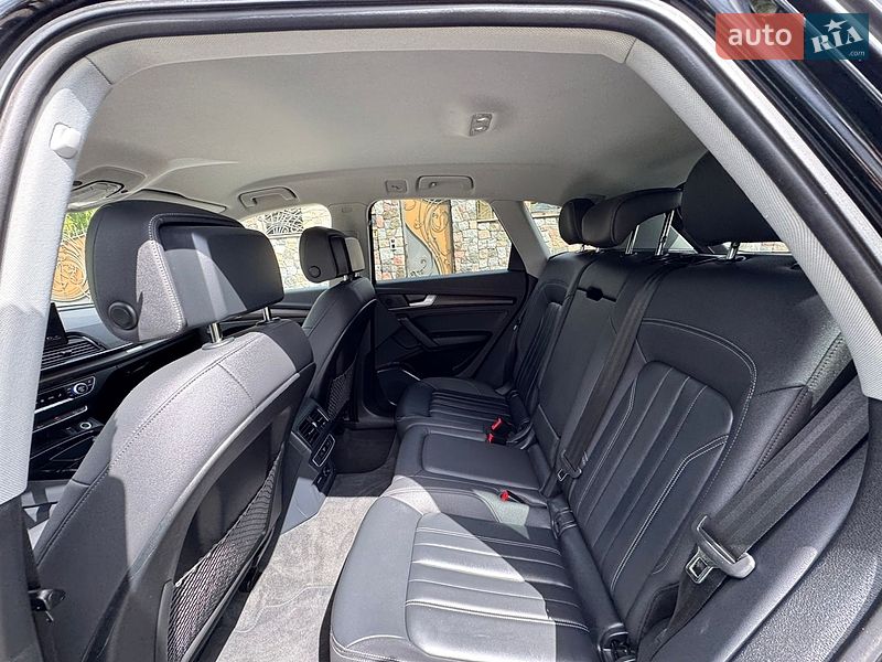 Внедорожник / Кроссовер Audi Q5 2023 в Бердичеве