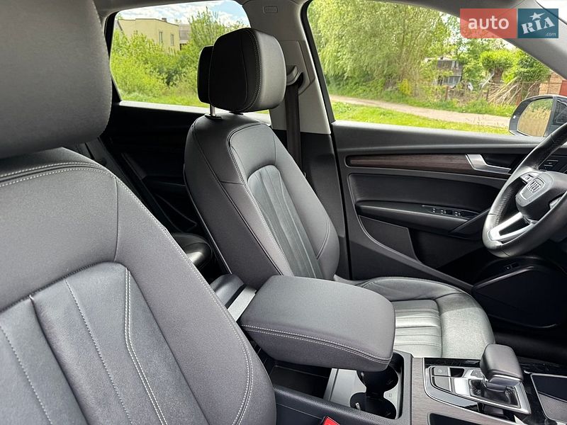 Внедорожник / Кроссовер Audi Q5 2023 в Бердичеве