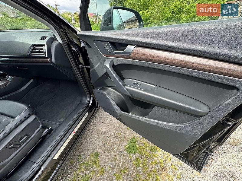Внедорожник / Кроссовер Audi Q5 2023 в Бердичеве