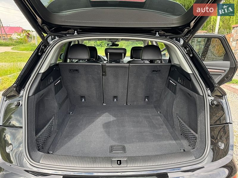 Внедорожник / Кроссовер Audi Q5 2023 в Бердичеве