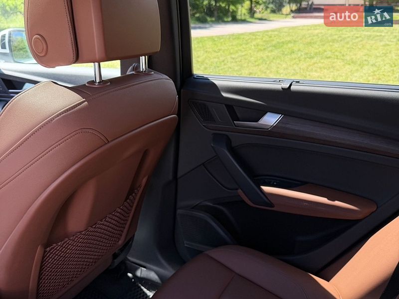 Внедорожник / Кроссовер Audi Q5 2021 в Тернополе фото 30 Внедорожник / Кроссовер Audi Q5 2021 в Тернополе
