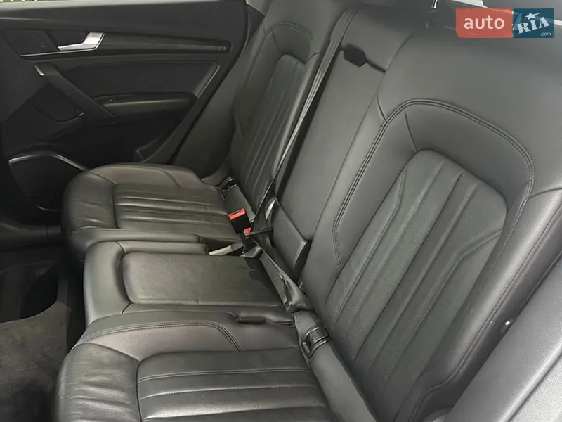 Audi Q5 2018 VIN WA1BNAFYXJ2210036 фото оголошення 23 з 93