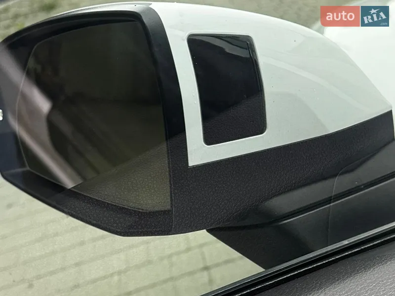 Audi Q5 2018 VIN WA1BNAFYXJ2210036 фото оголошення 33 з 93