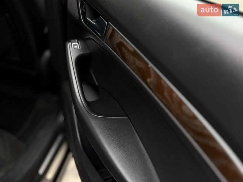 Позашляховик / Кросовер Audi Q5 2013 в Києві