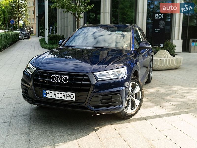 Позашляховик / Кросовер Audi Q5 2020 в Львові