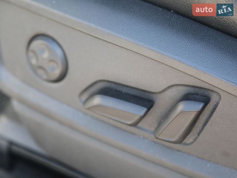 Позашляховик / Кросовер Audi Q5 2018 в Харкові