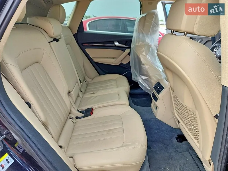 Audi Q5 2019 VIN WA1BNAFY0K2023650 фото оголошення 10 з 48
